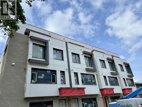 103A 103B-433 E 3RD STREET North Vancouver BC V7L1G3