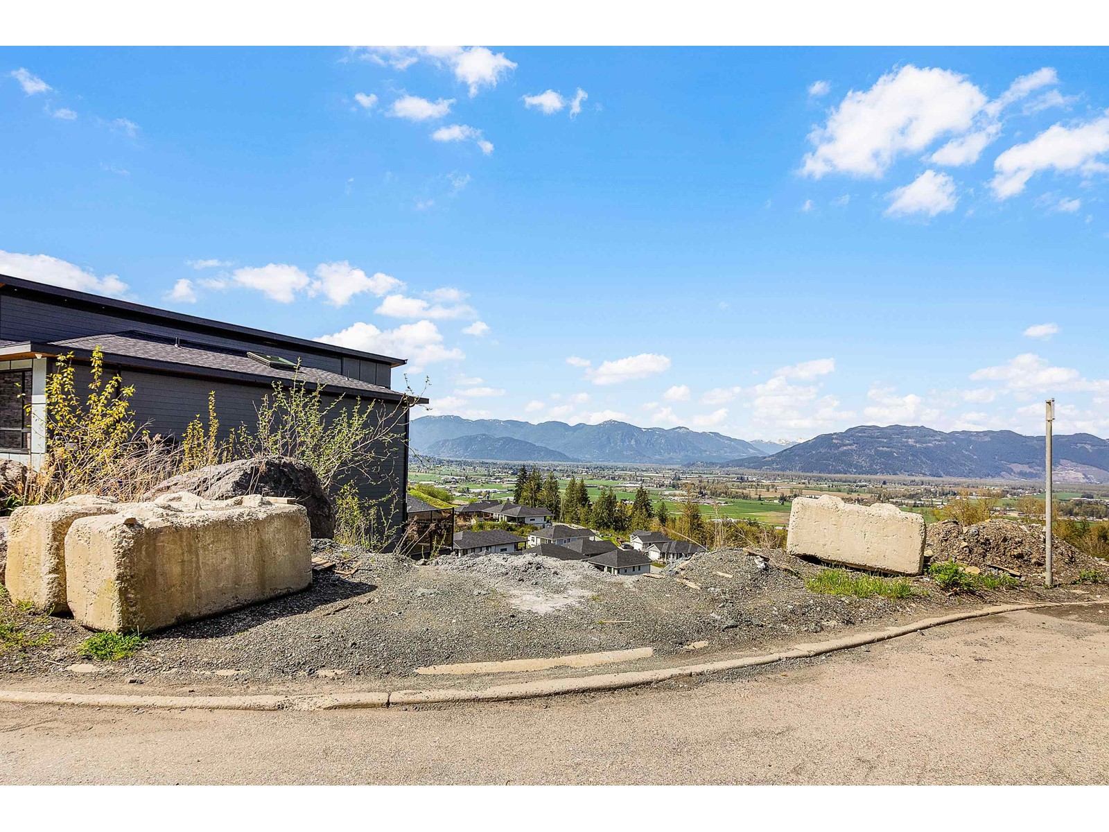 8205 HARVEST PLACE|Eastern Hillsides