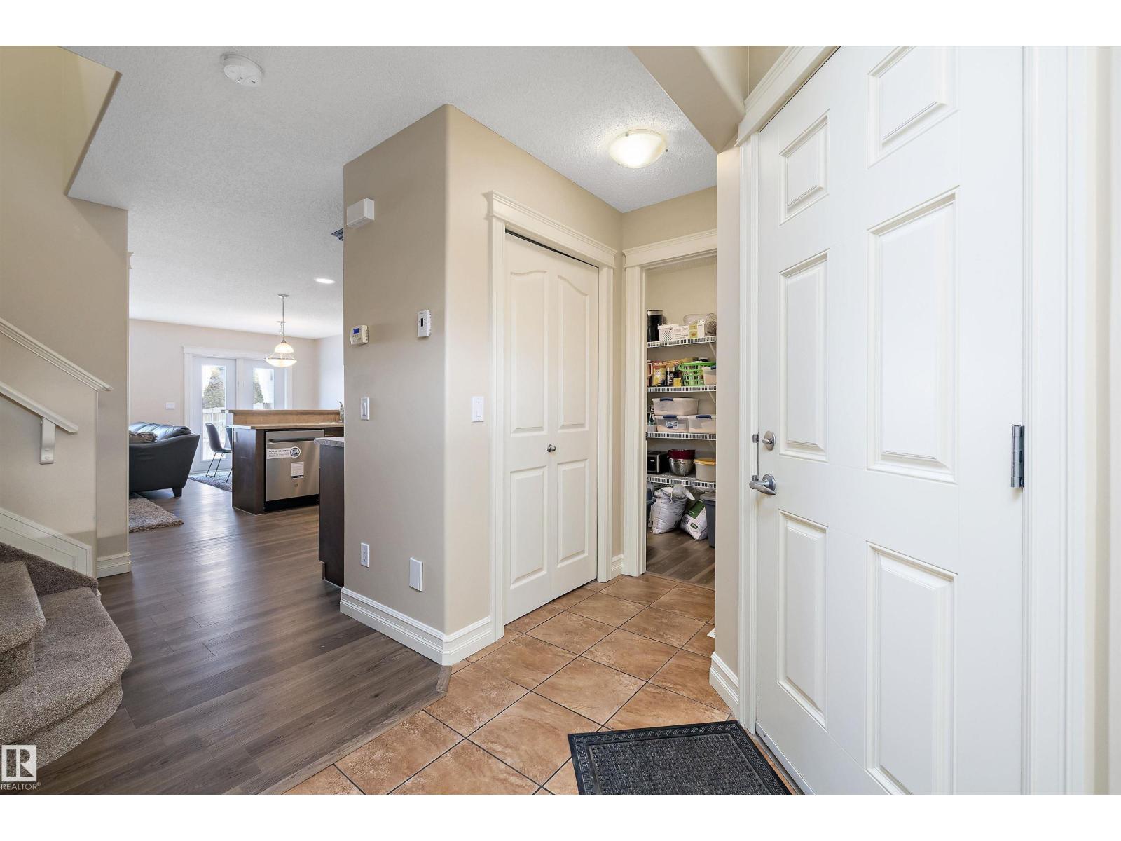 2407 CASSELMAN CR SW