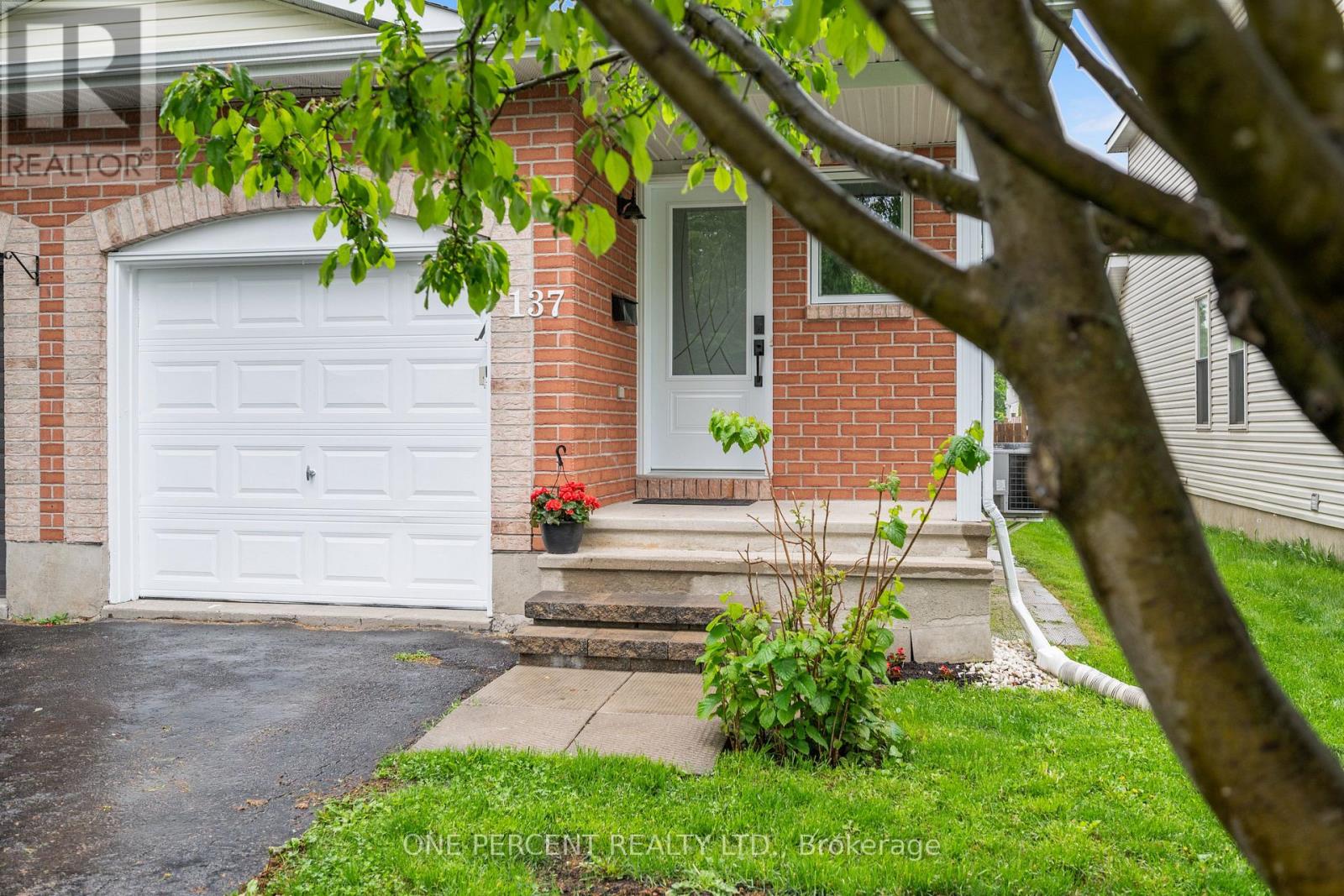 137 TOPHAM TERRACE