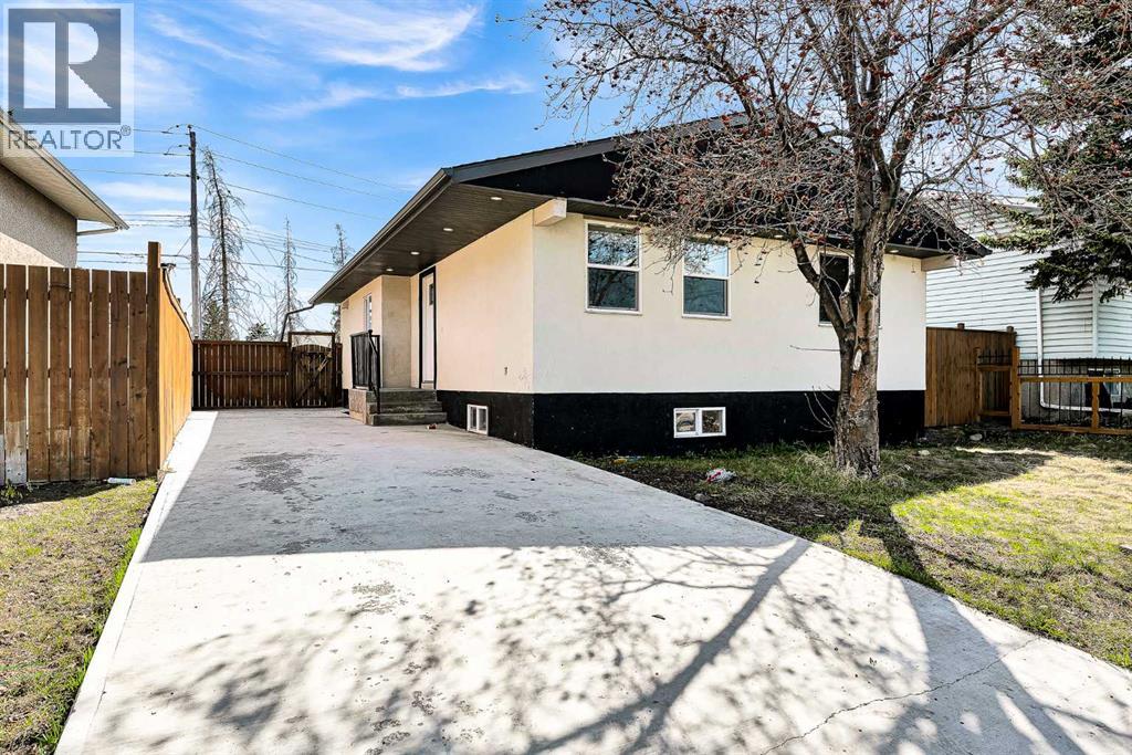 611 Penbrooke Road SE