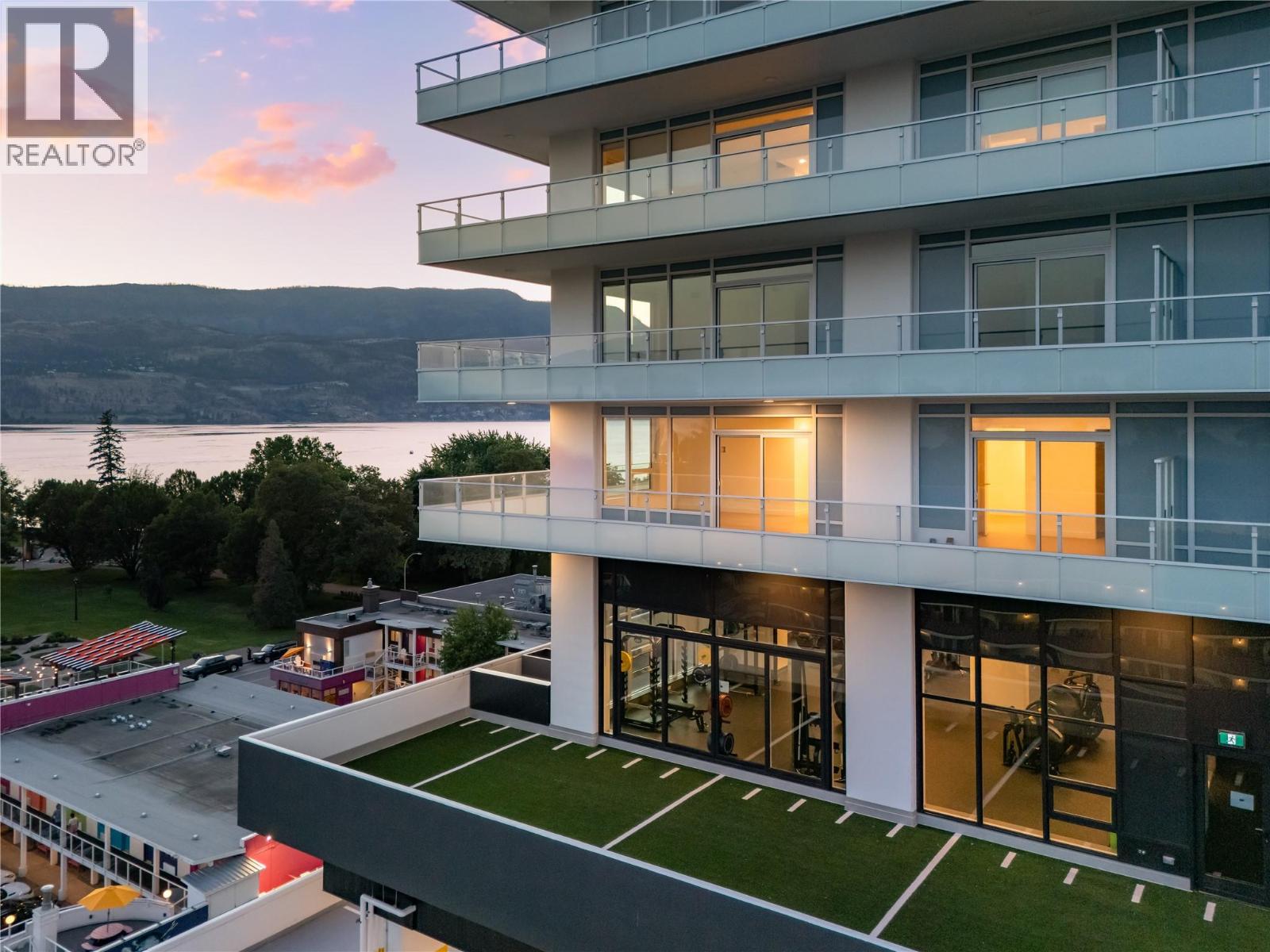 238 Leon Avenue Unit# 707