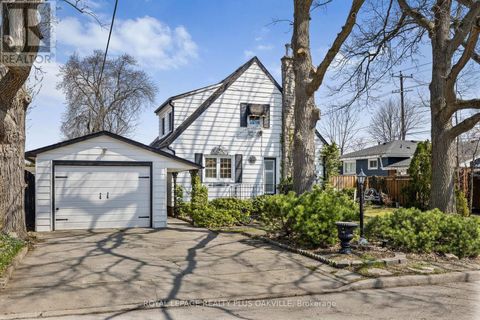 2 WESTCLIFFE AVENUE Hamilton (Westcliffe) ON L9C1K2