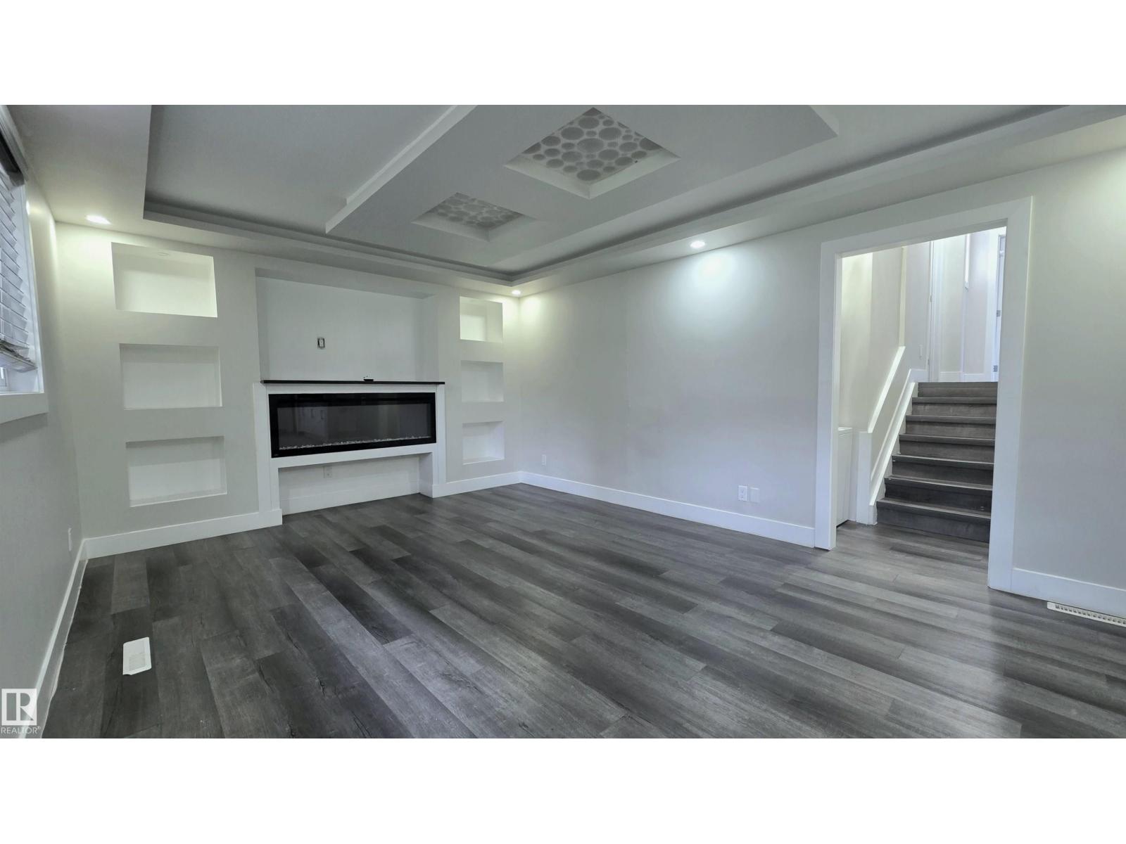 9131 83 AV NW NW