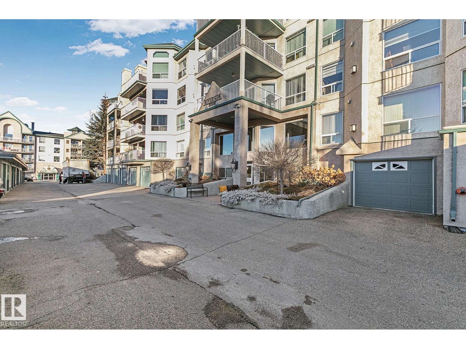 #506 182 HADDOW CL NW