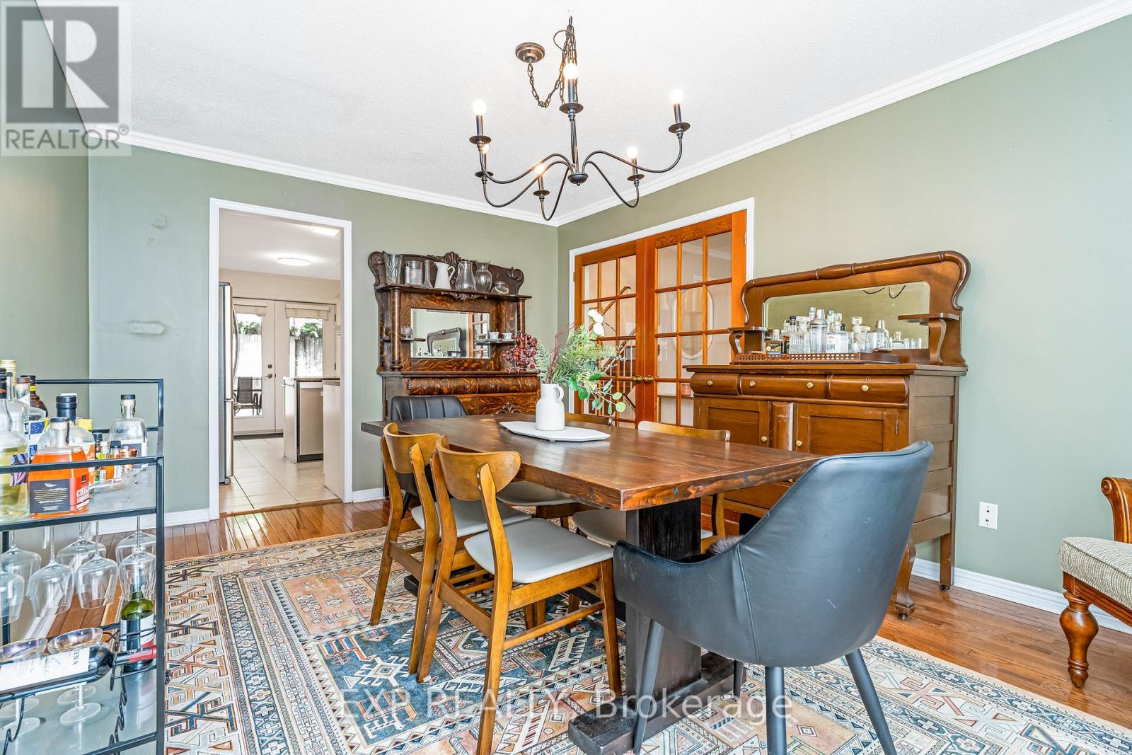 18 HAWLEY CRESCENT