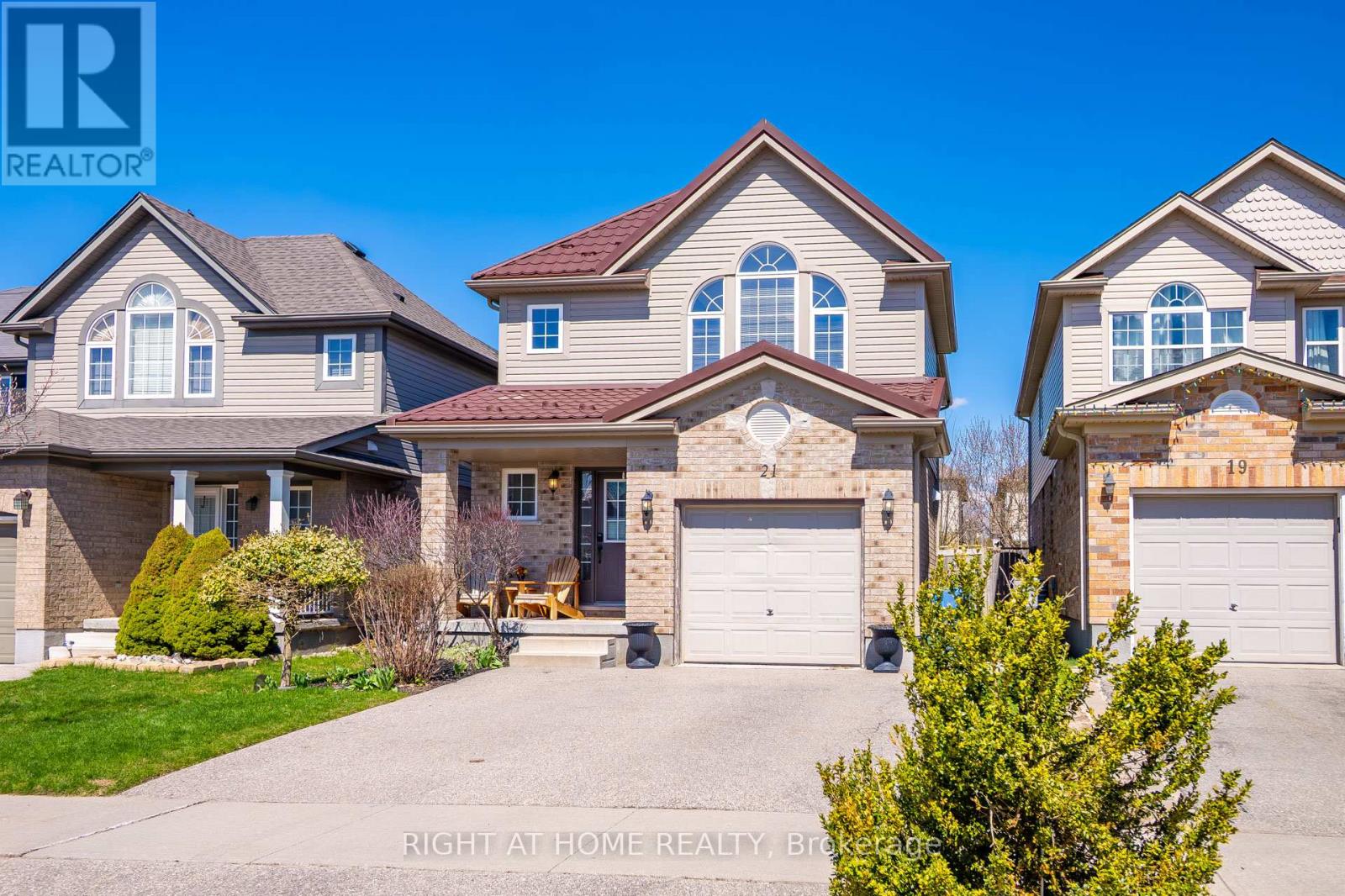 21 MULLIN DRIVE