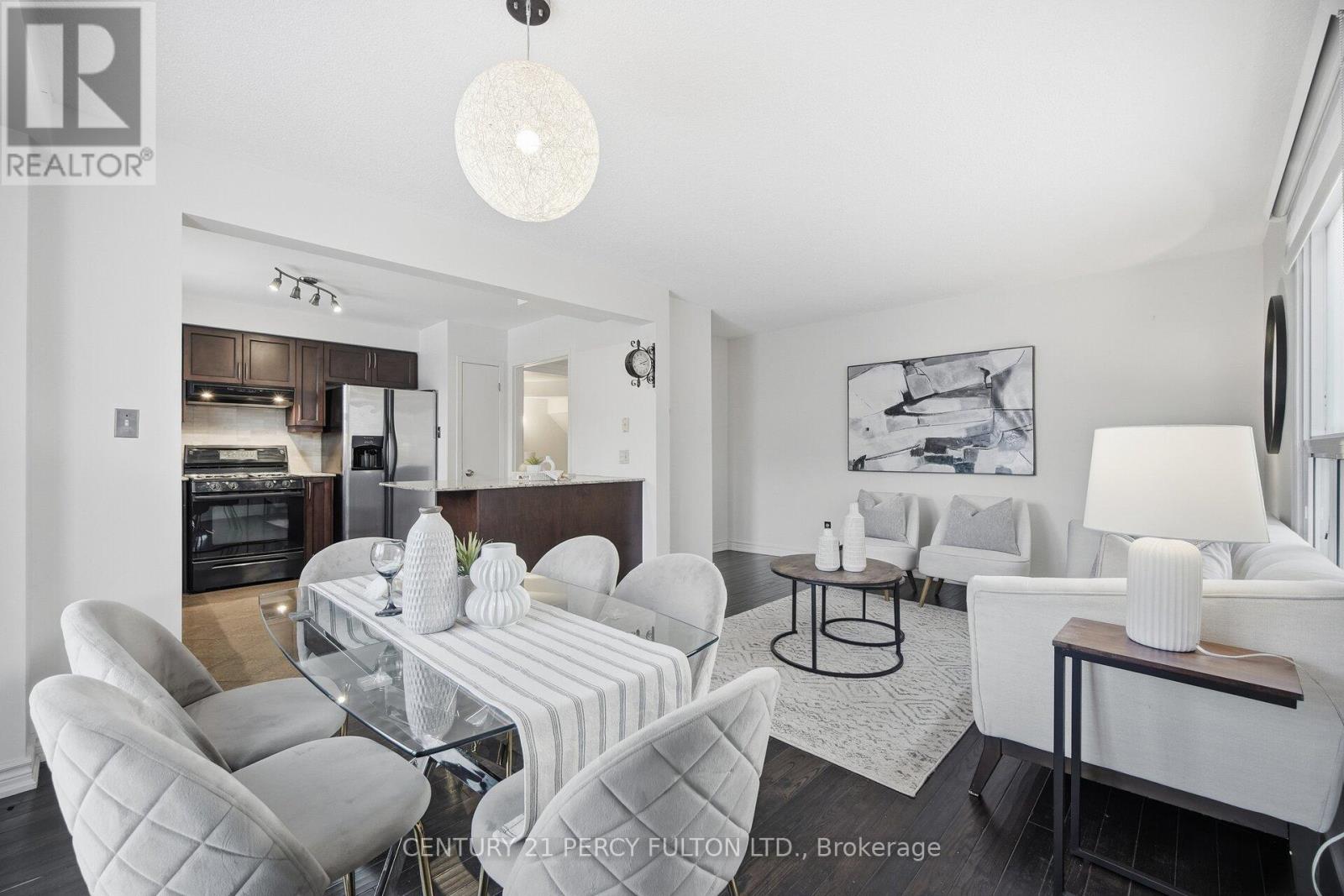 1302 FERNCLIFF CIRCLE