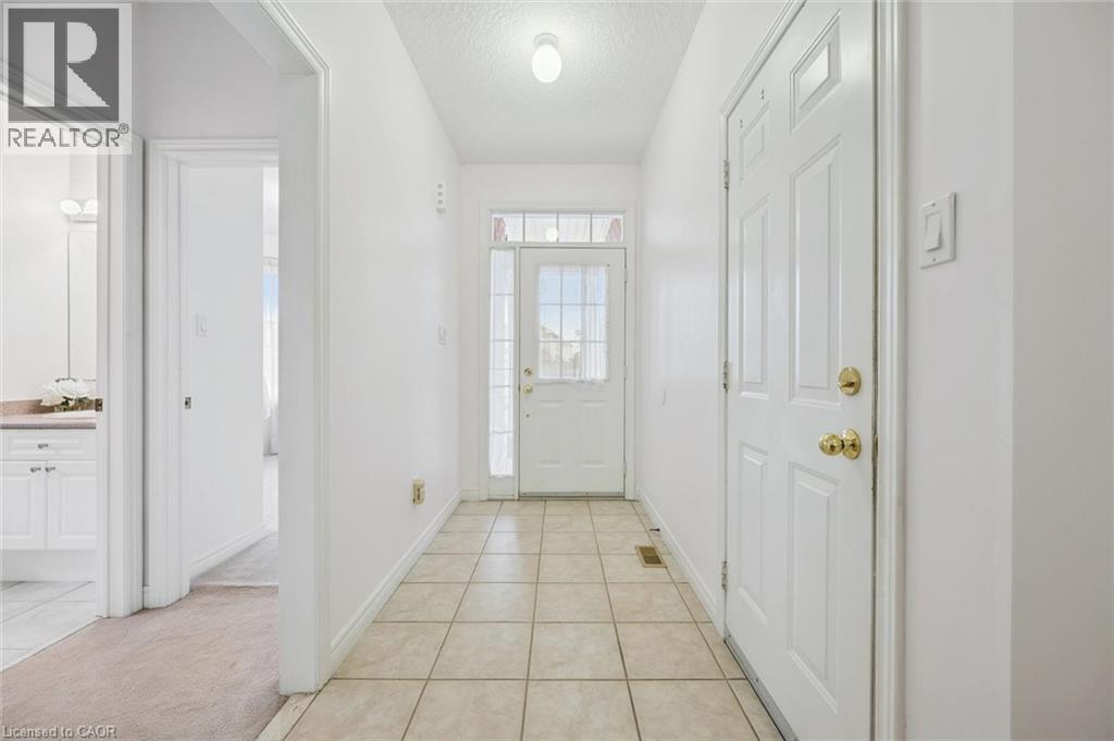 685 LANGLAW Drive