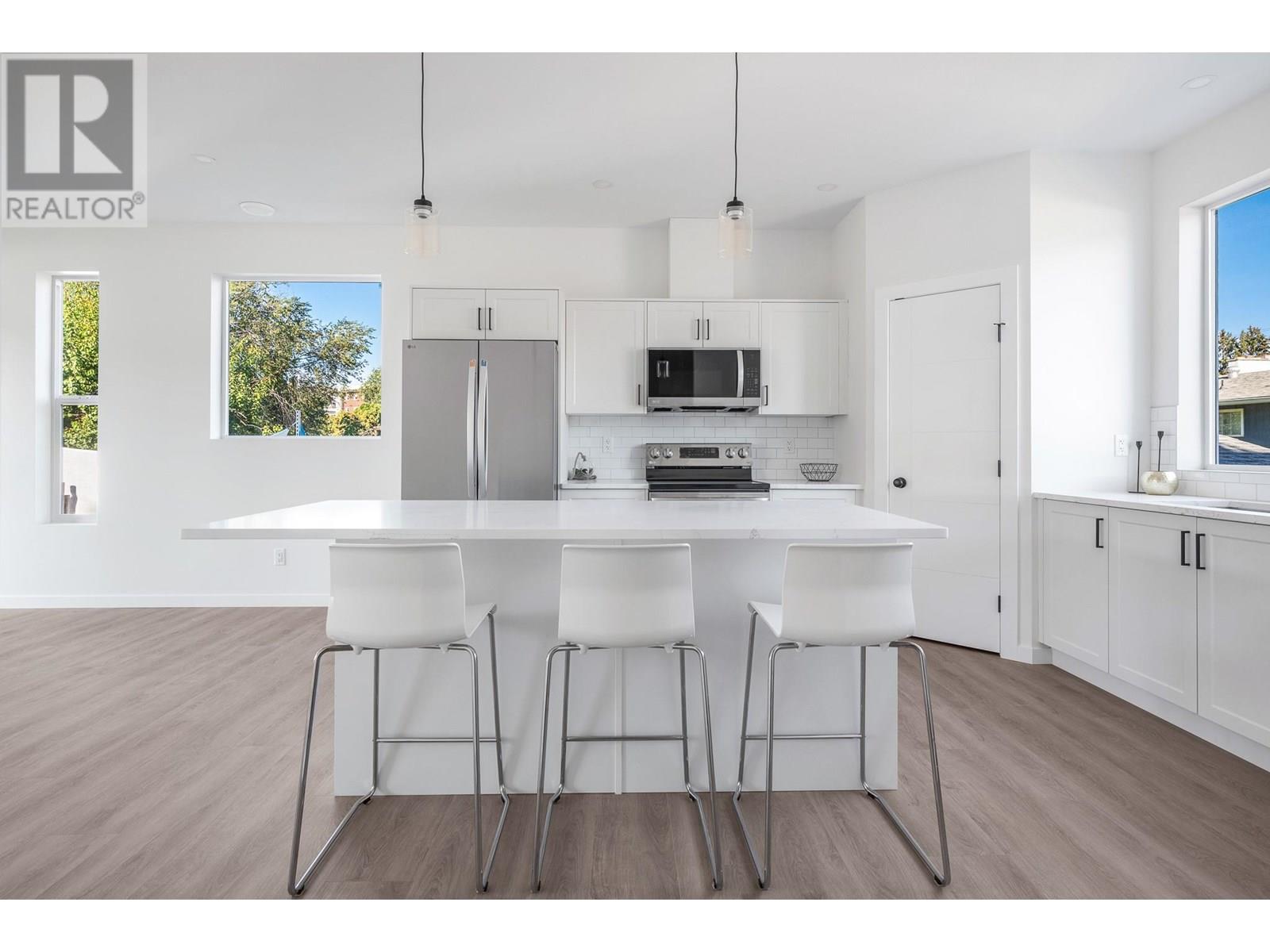 5661 Okanagan Landing Road Unit# 5 Lot# SL1