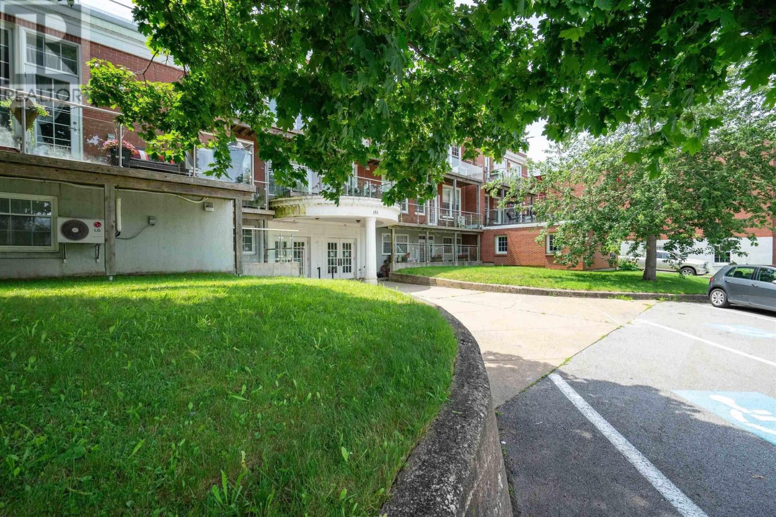 103 151 Ritchie Street