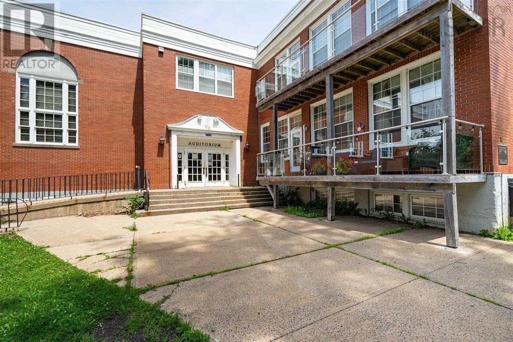 103 151 Ritchie Street