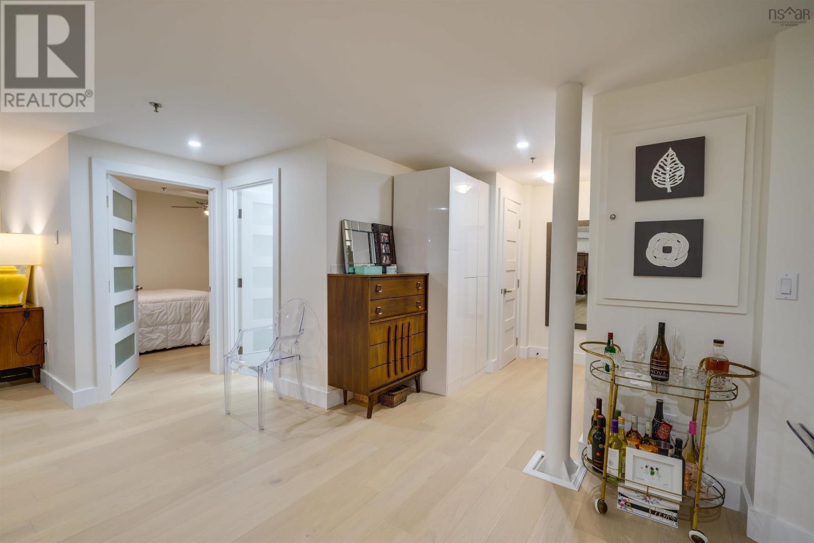 103 151 Ritchie Street