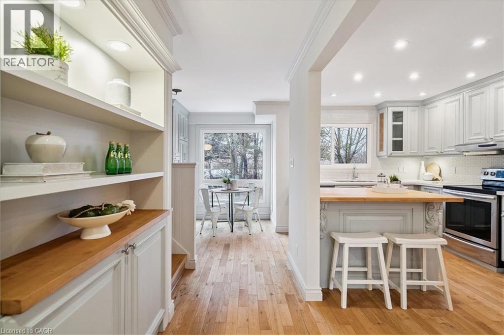 915 INVERHOUSE Drive Unit# 80