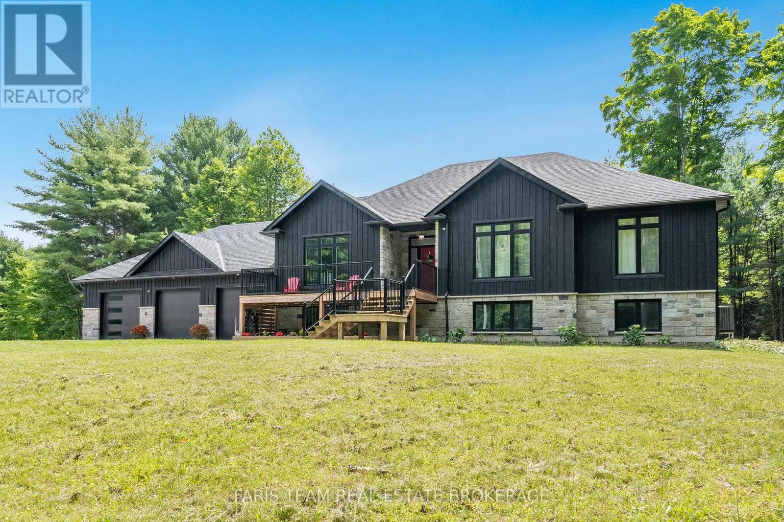 151 MOUNT SAINT LOUIS ROAD E