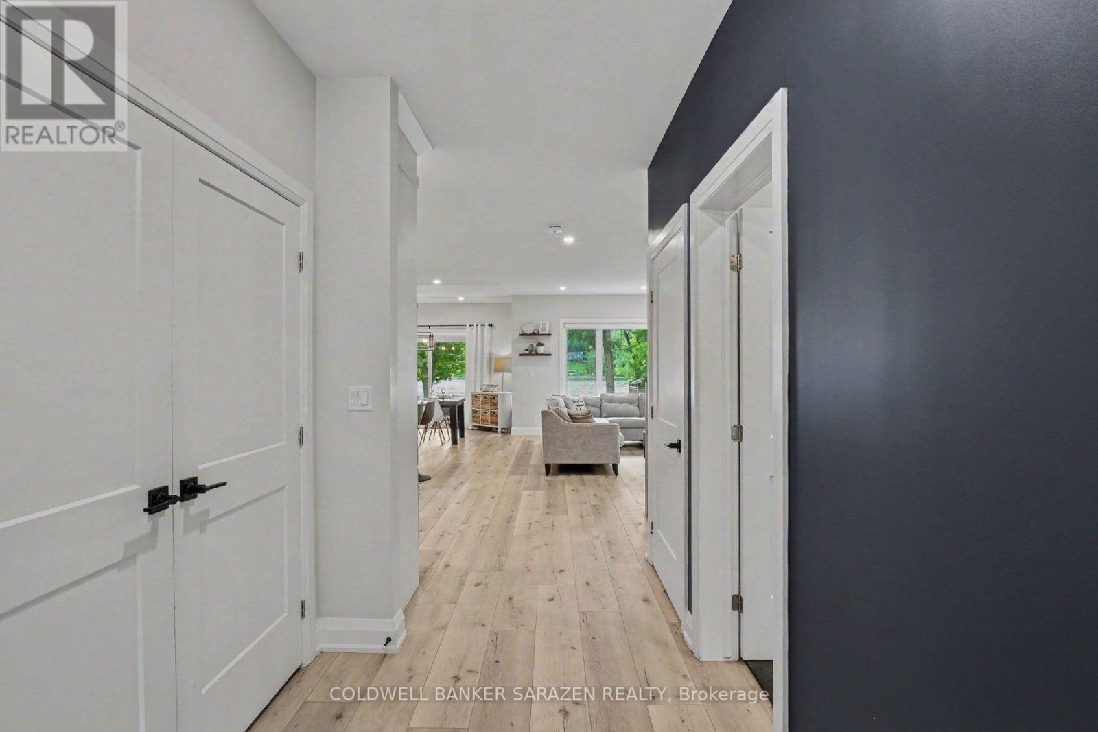 1046 BAYVIEW DRIVE W