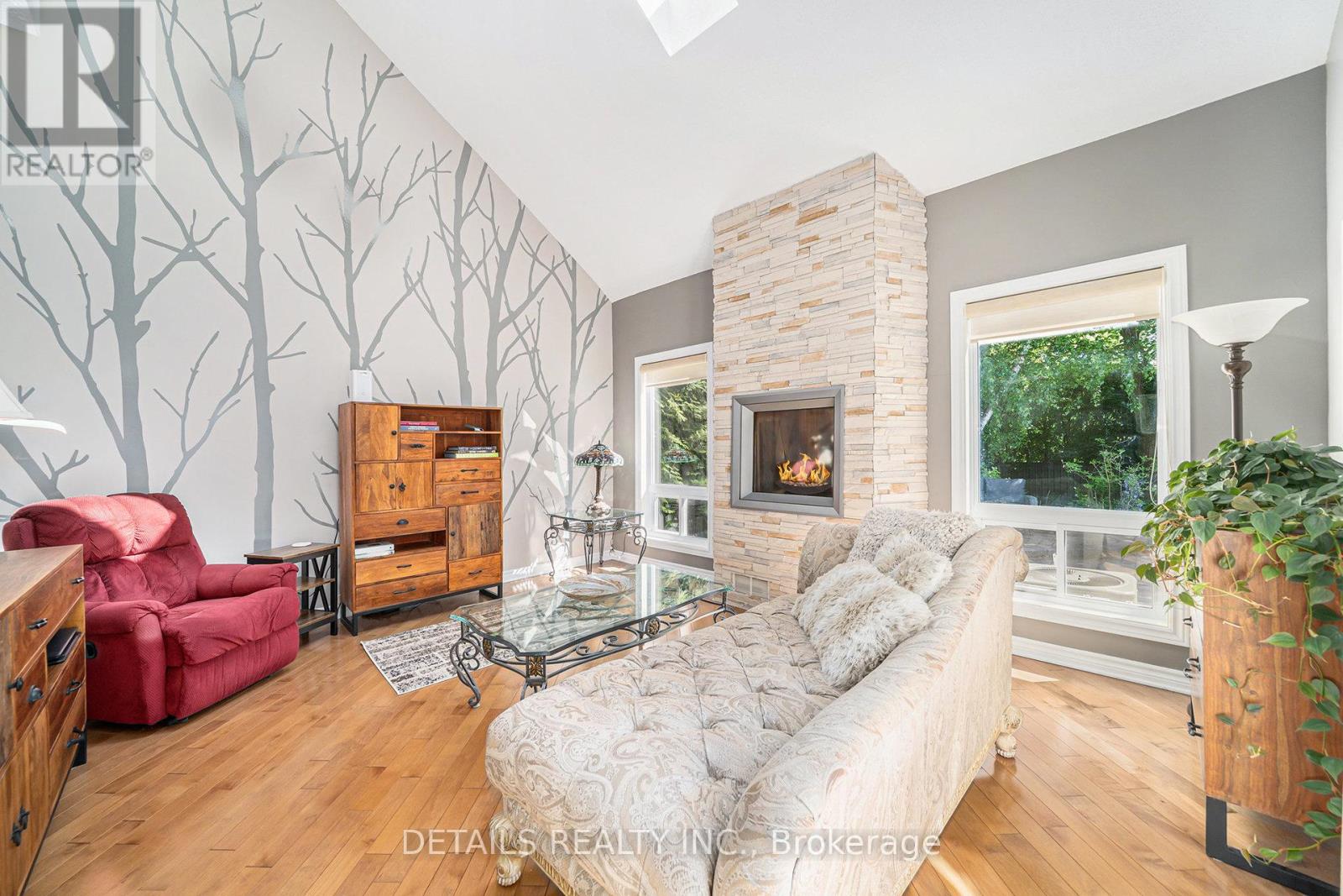 1803 WINDFLOWER WAY