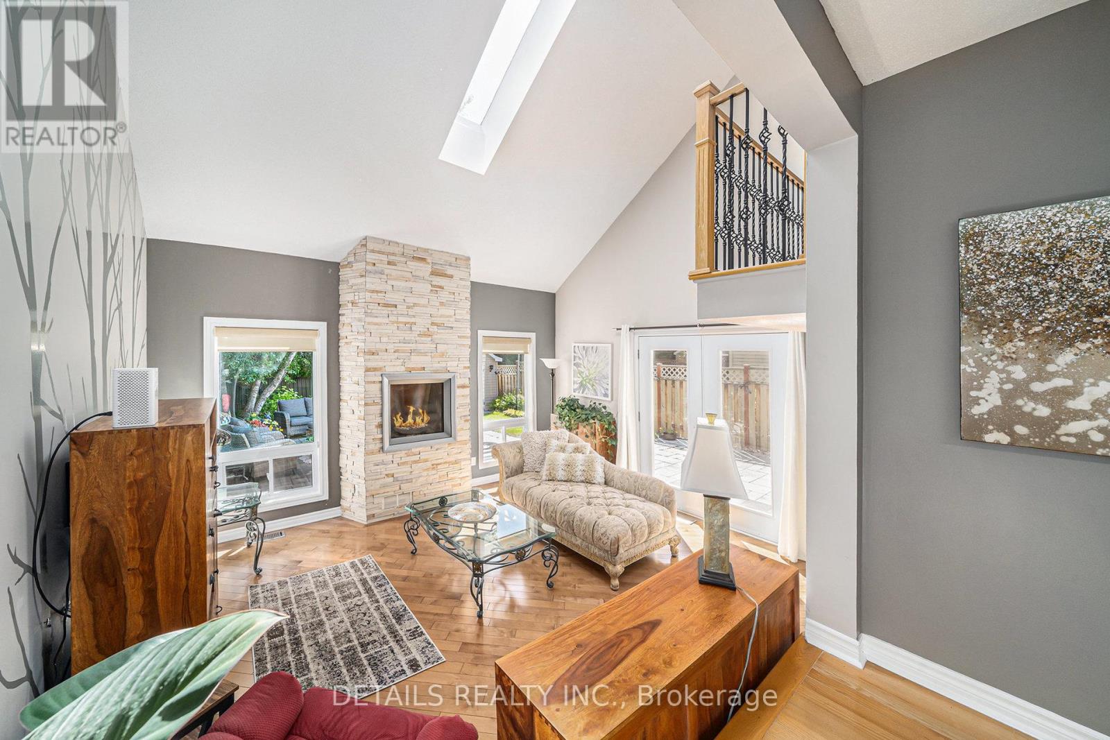 1803 WINDFLOWER WAY