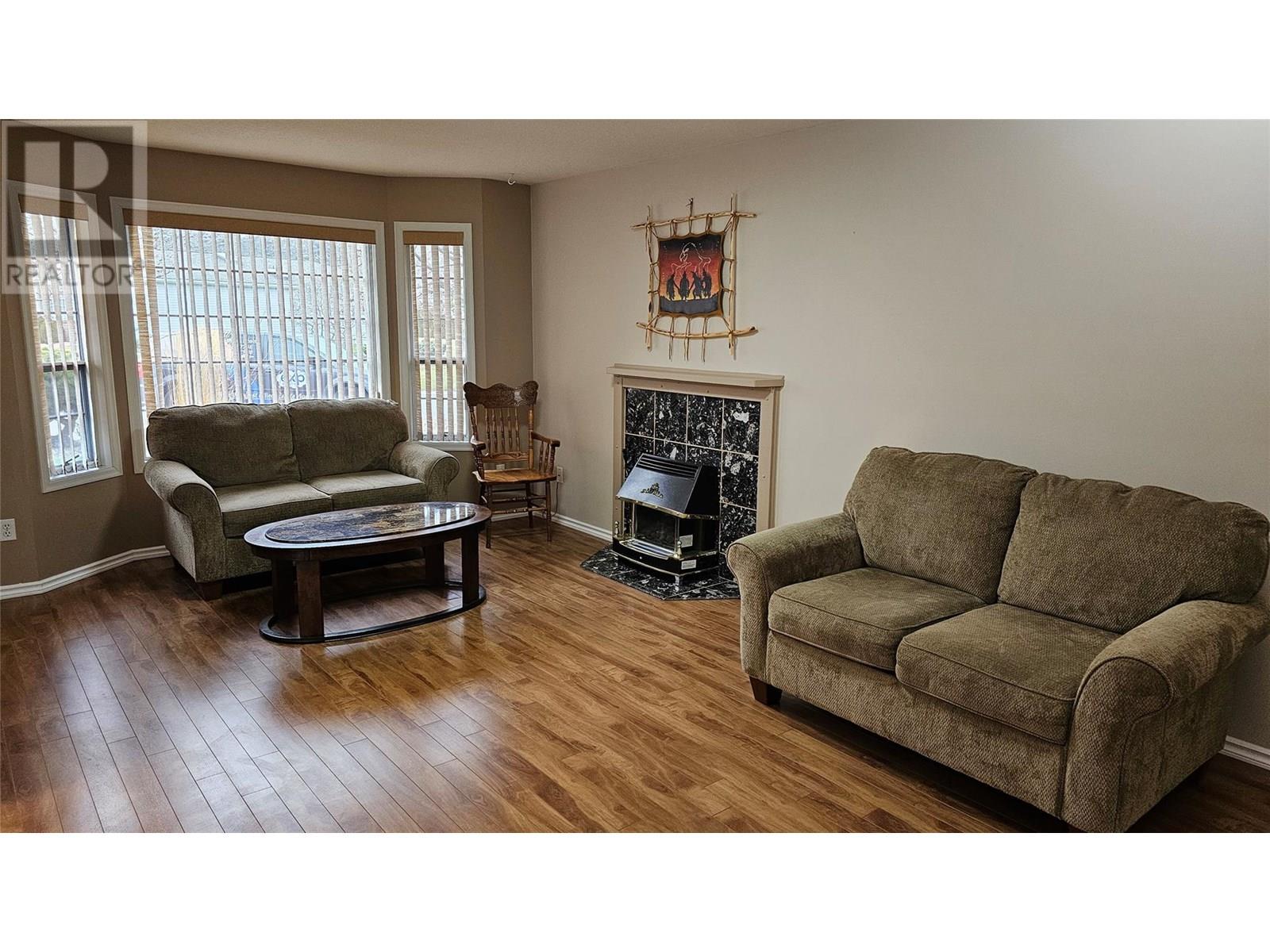221 Sandpiper Crescent