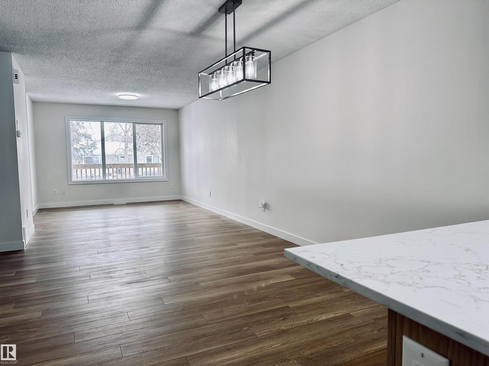 4843 115 AV NW