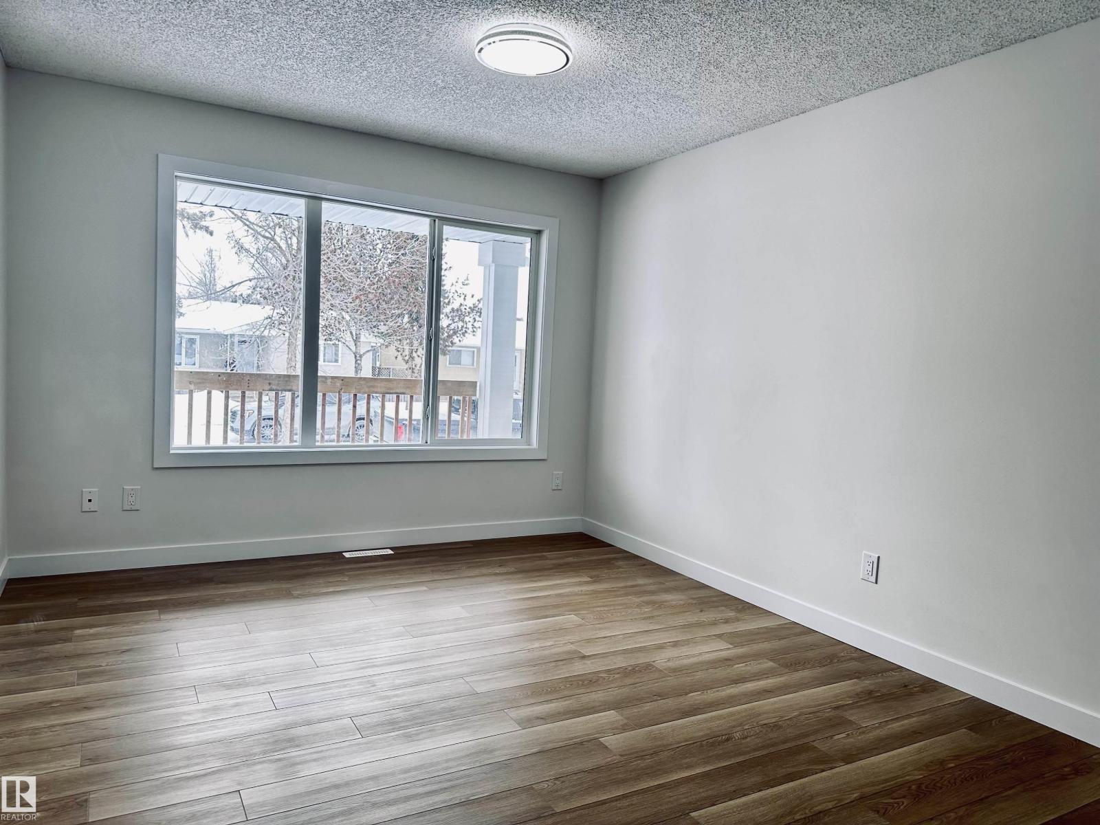 4843 115 AV NW