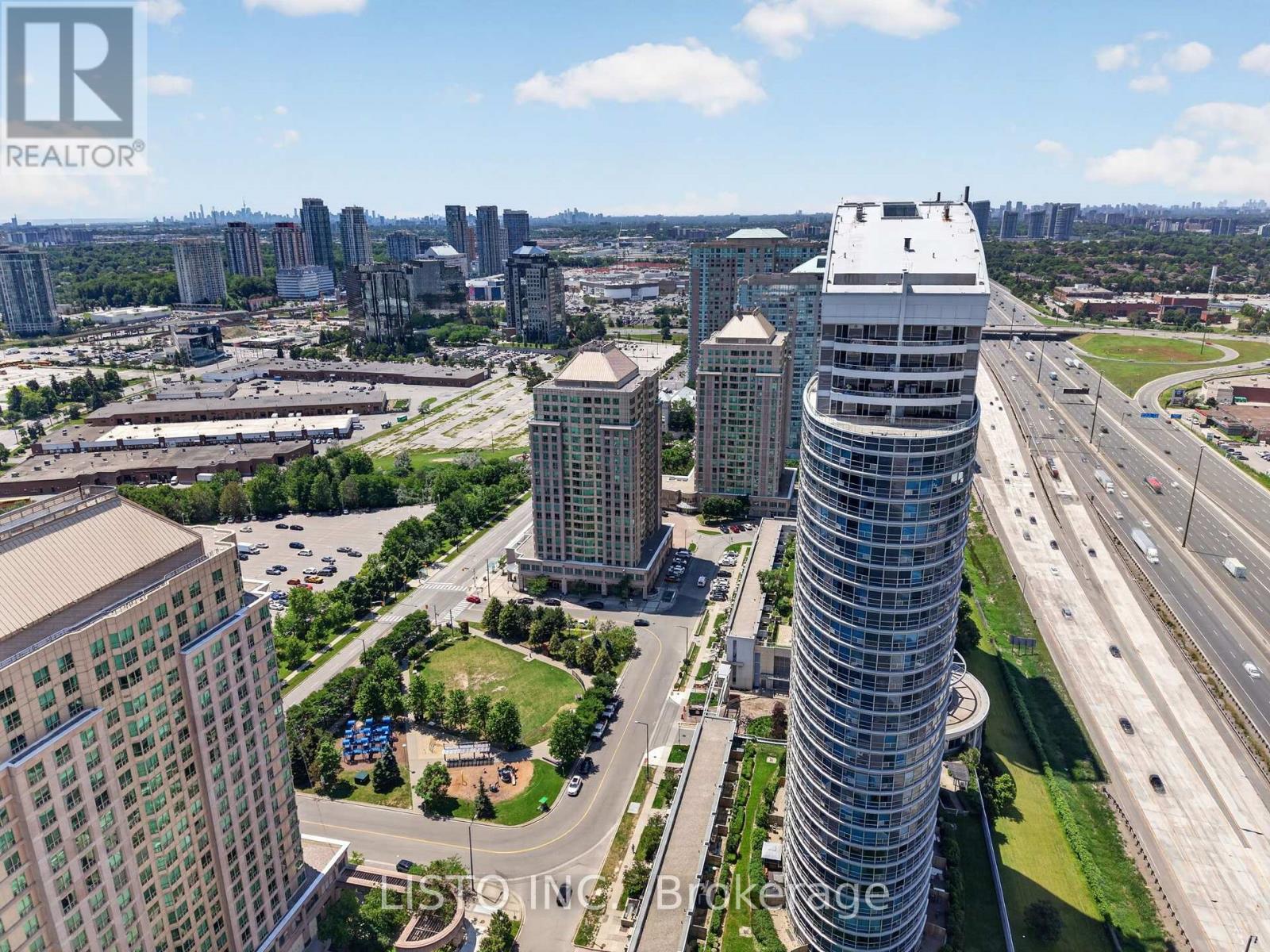 3515 - 38 LEE CENTRE DRIVE