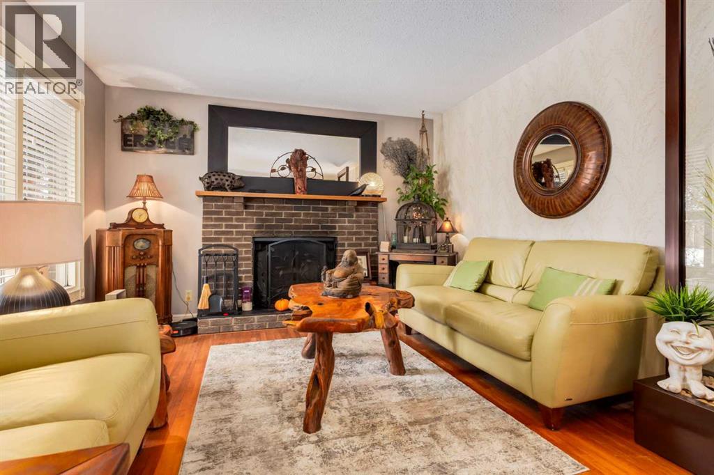 21 Midridge Green SE