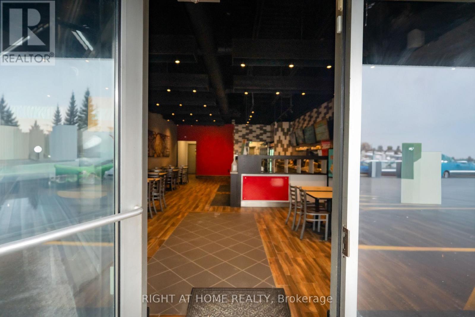 E11A - 2020 LANTHIER DRIVE