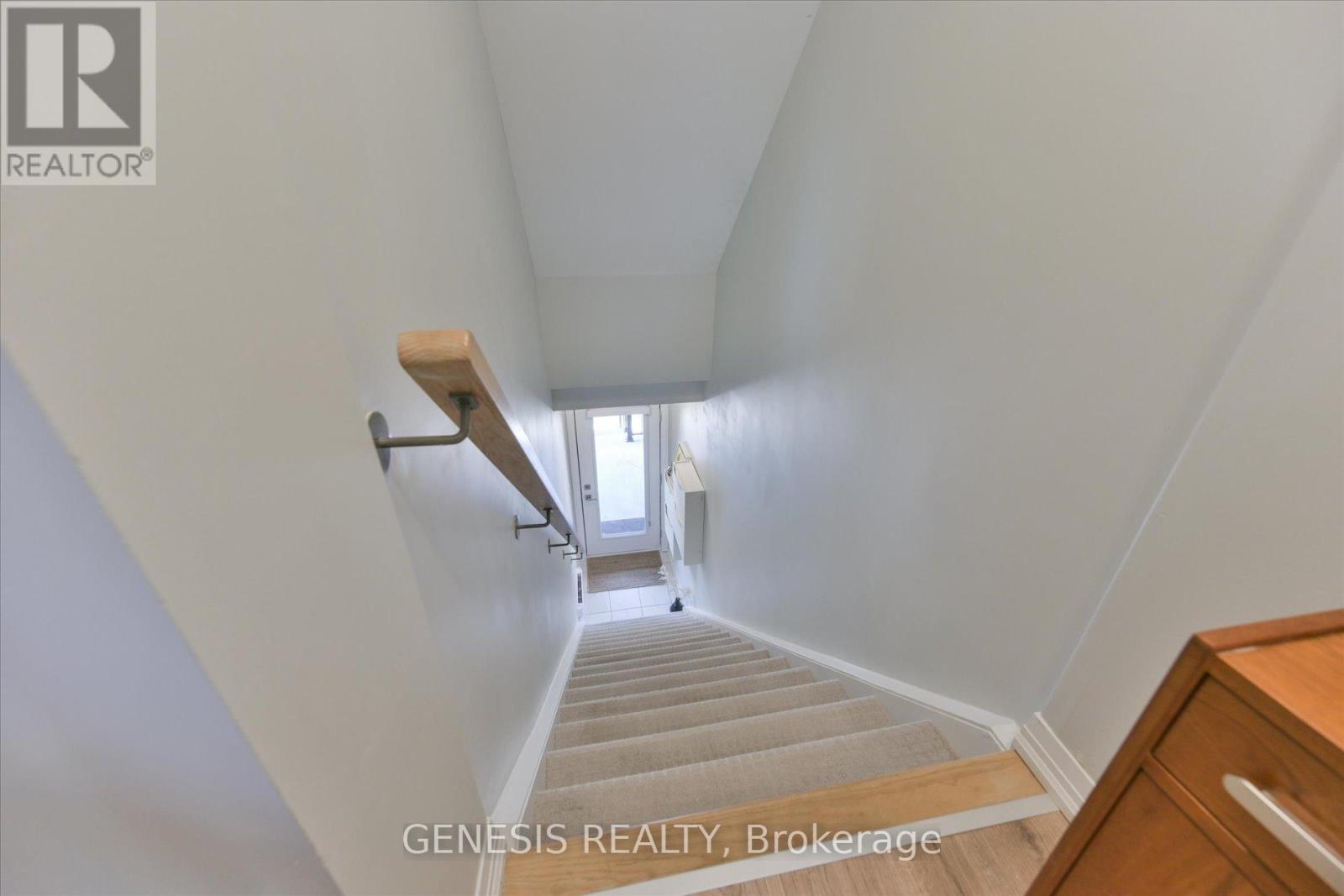 243 - 1145 JOURNEYMAN LANE E