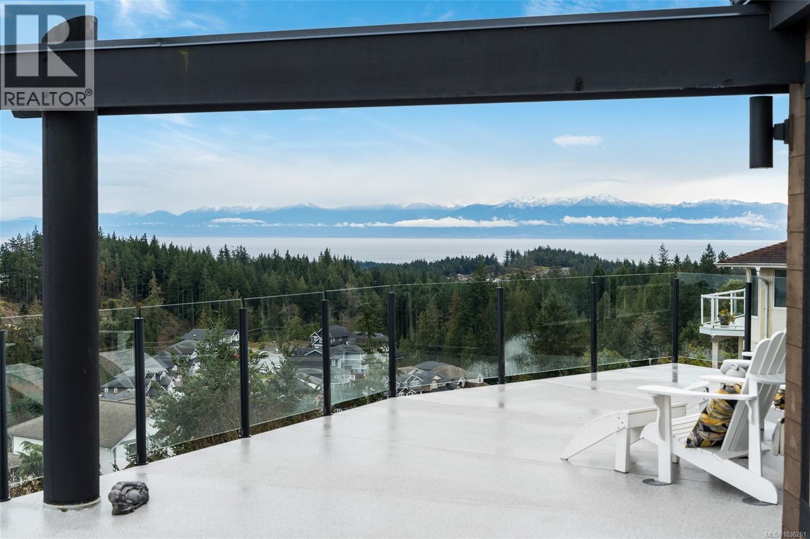 3392 Haida Dr