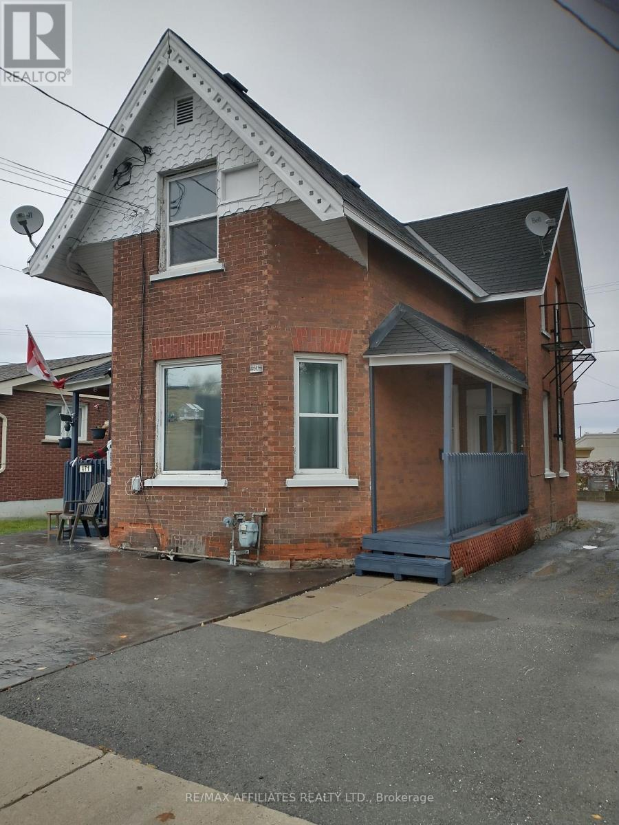 71 MCGONIGAL STREET W