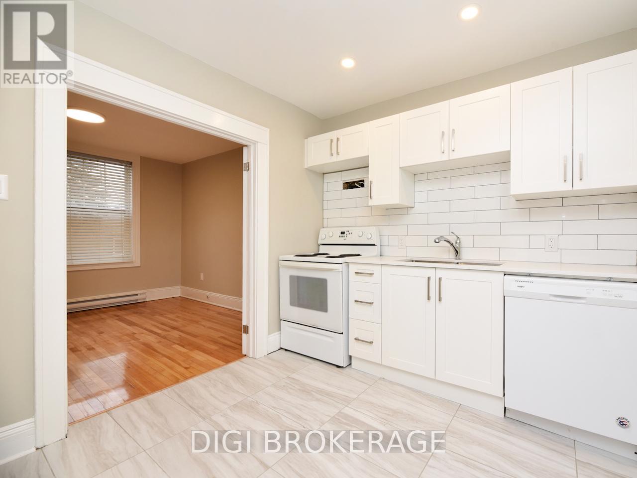 11-1,2,3; 13-1,2,3 - 11 & 13 ACACIA AVENUE