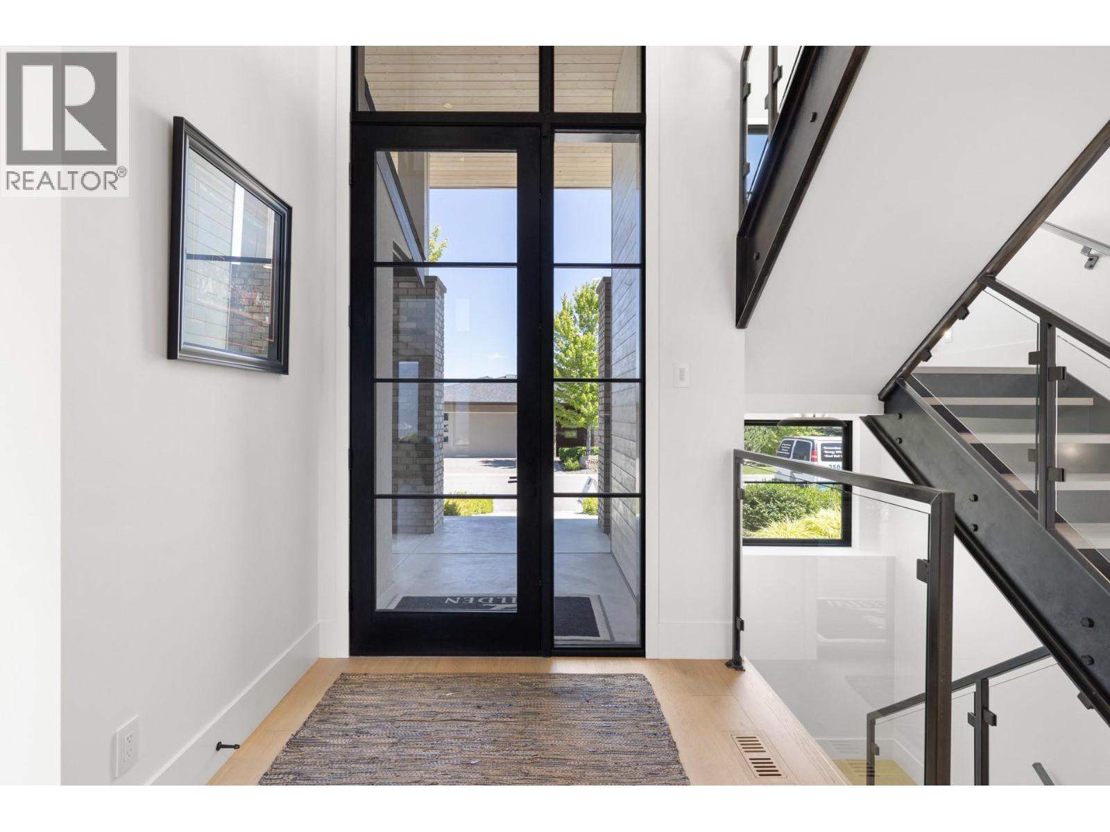 1462 Rocky Point Drive