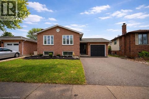 73 GILLIN Road Brantford ON N3P1X2