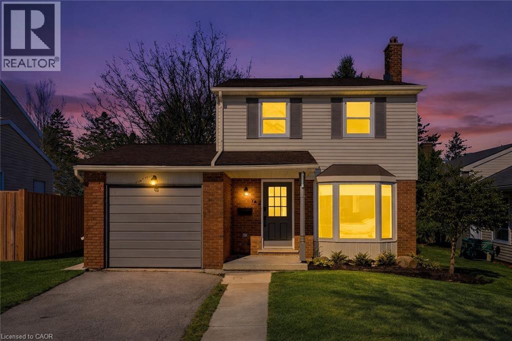 16 THORNBUSH Crescent