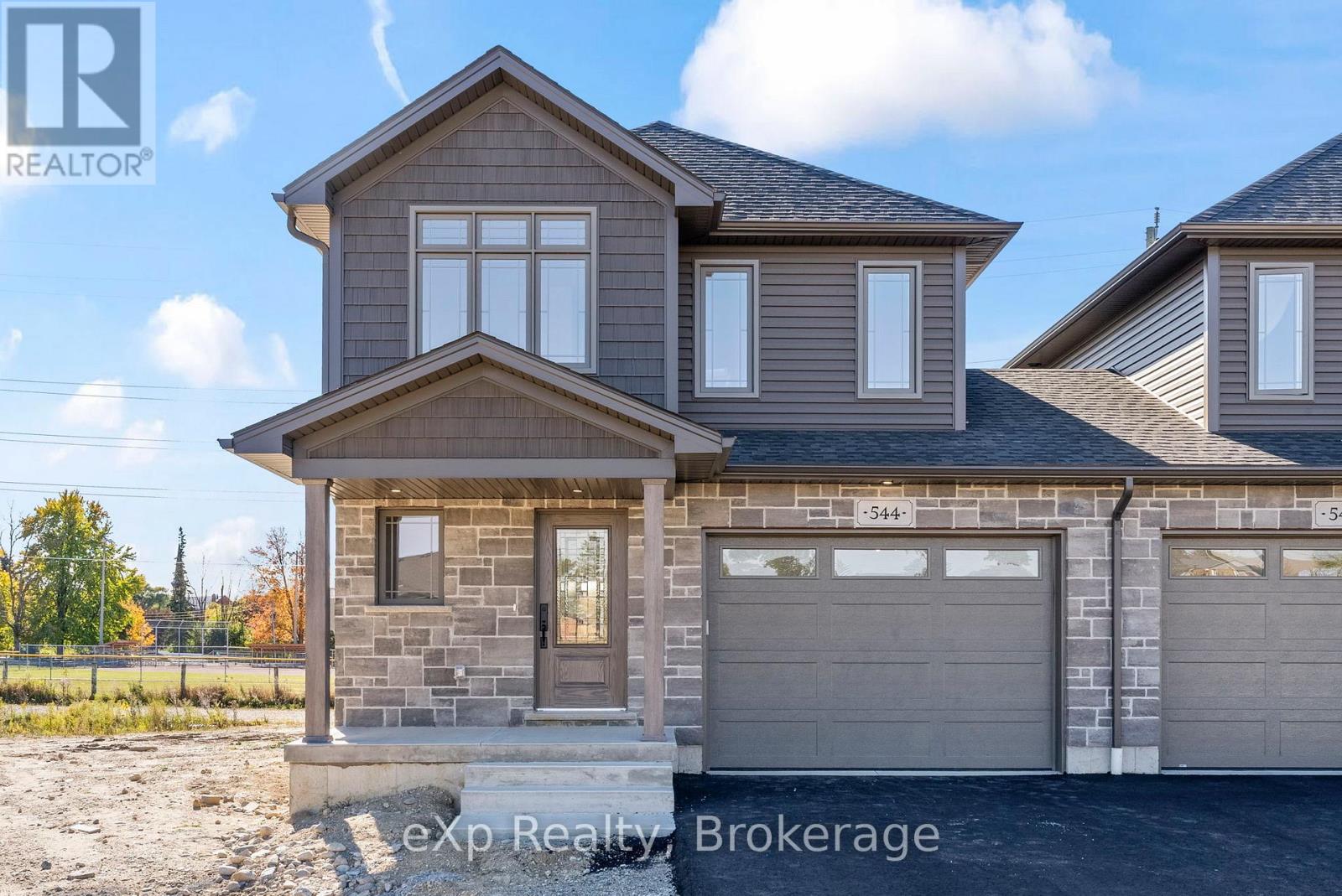 544 NEWFOUNDLAND STREET