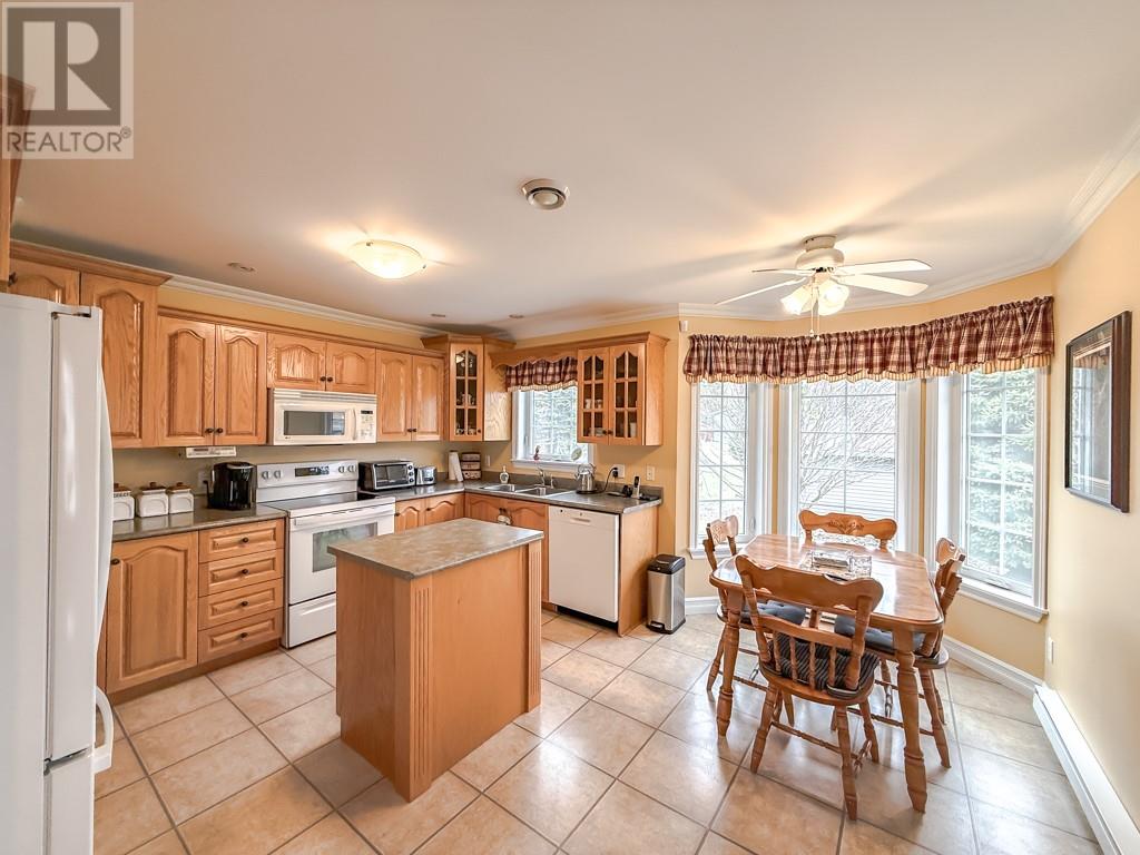 2 Peppers Place