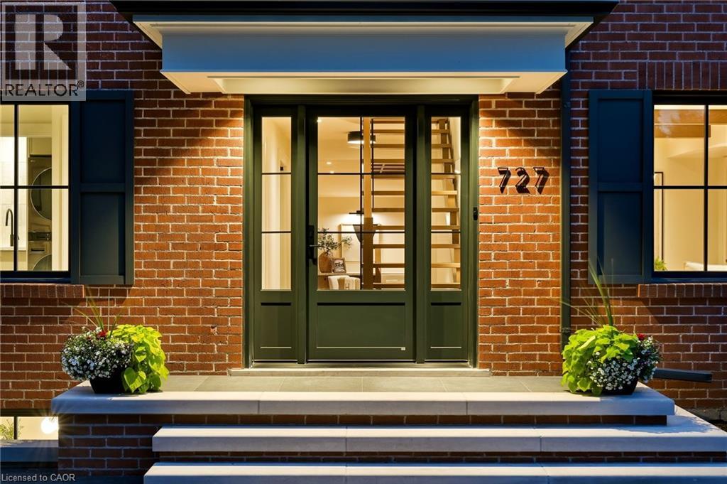 727 KING Road
