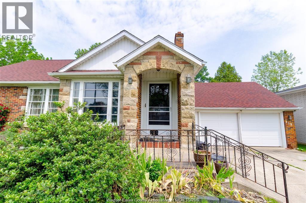 153 TALBOT STREET West