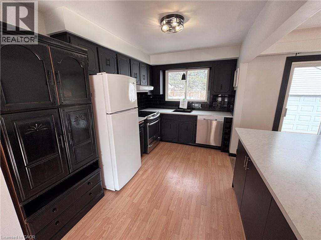 5030 HARTWOOD Avenue