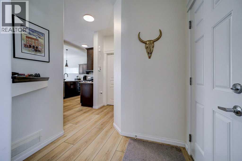 286 Twinriver Road W