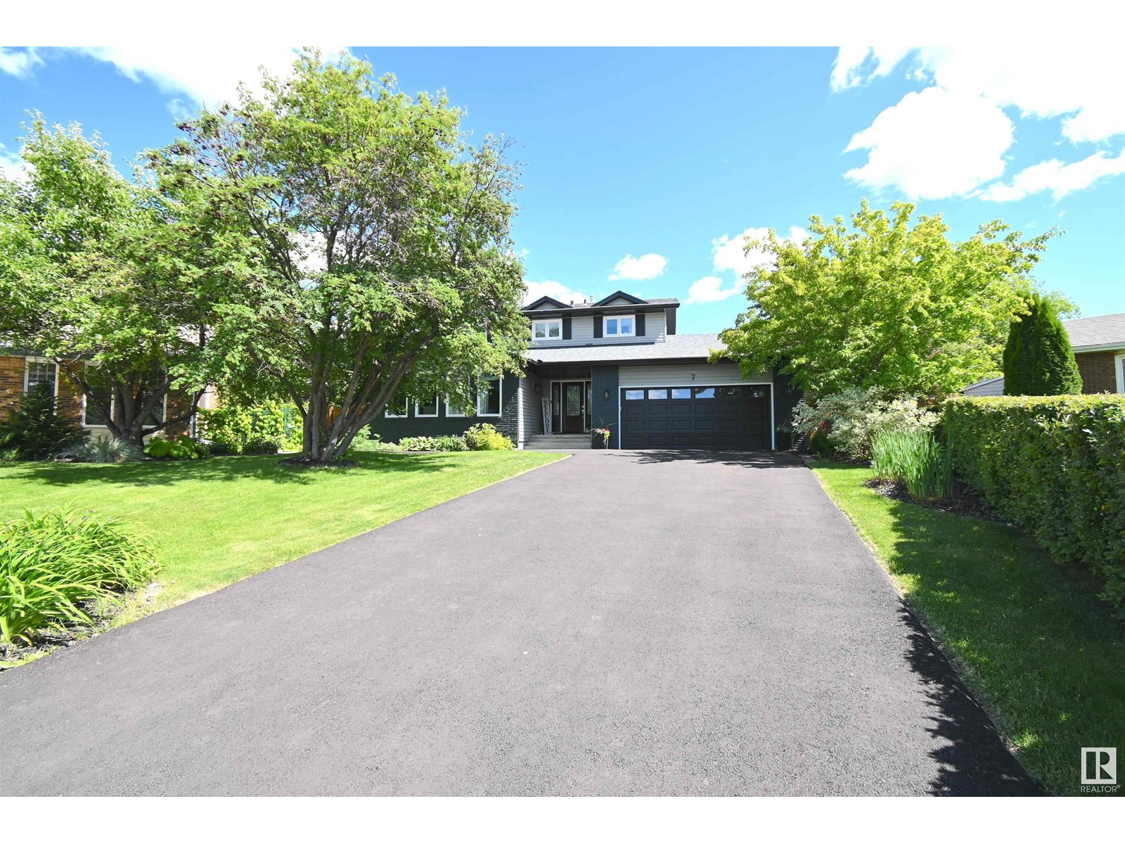 7 MARLBORO PL