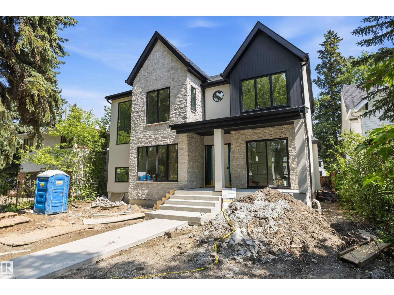 10223 130 ST NW