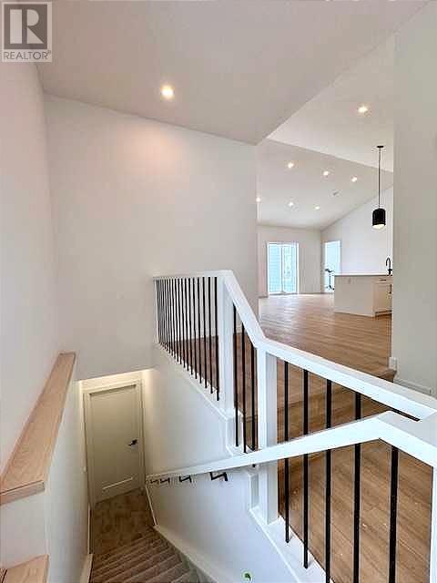 61 North Bridges Bay SW
