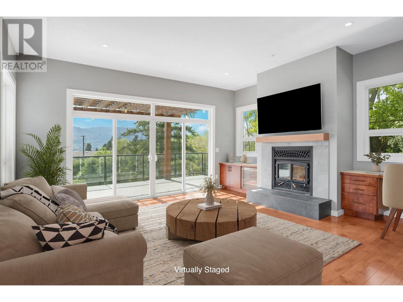220 West Bench Drive