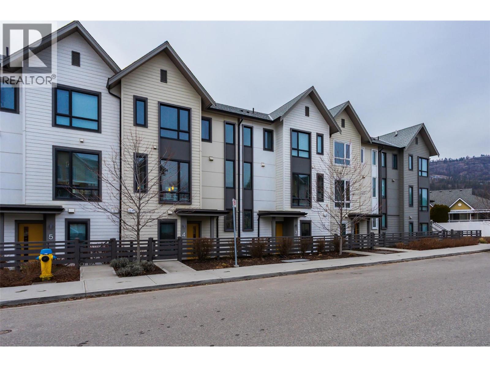 170 Celano Crescent Unit# 4