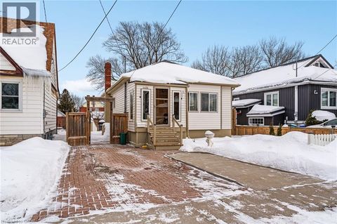4456 SIXTH Avenue Niagara Falls ON L2E4T1