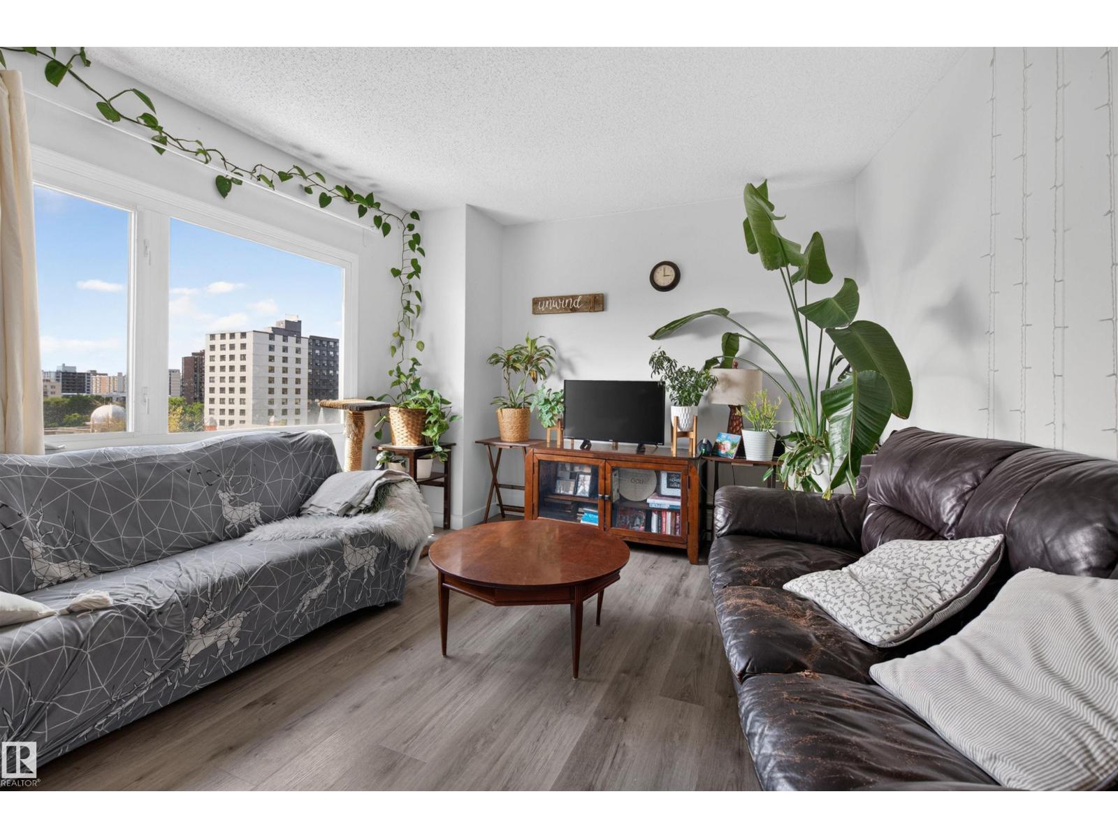 #703 9909 110 ST NW