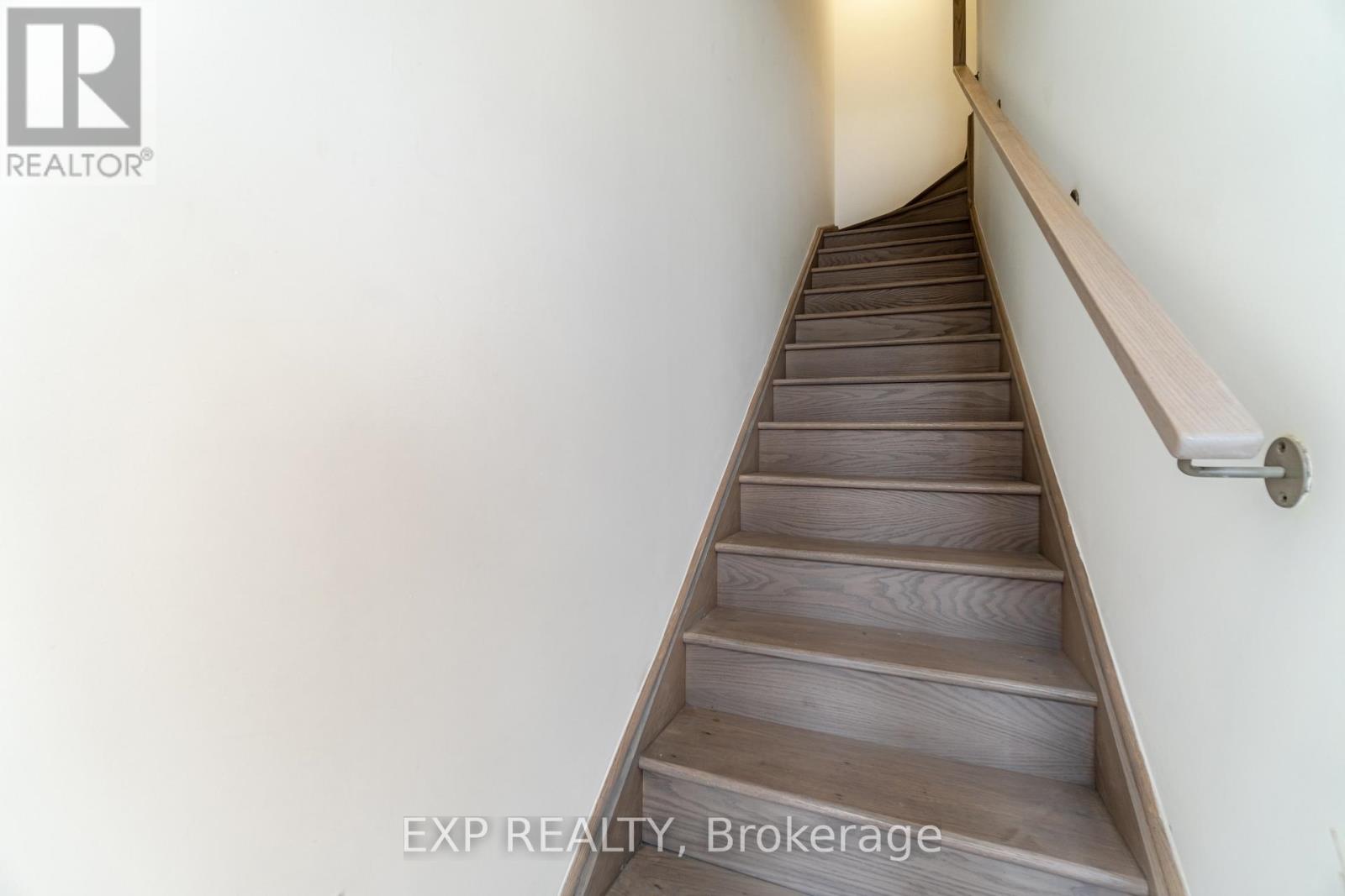 229 - 1062 DOUGLAS MCCURDY COMM COURT