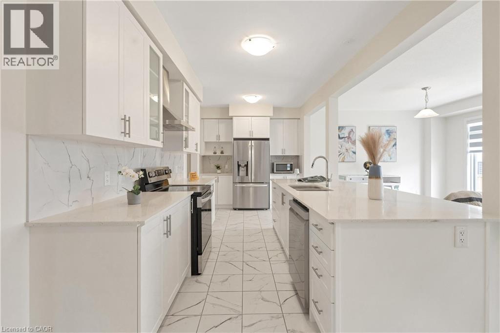 285 BROADACRE Drive